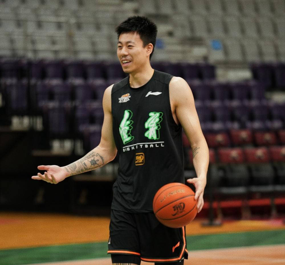 华体会网址-张镇麟因伤退出中国男篮集训辽宁队致谢篮协的简单介绍